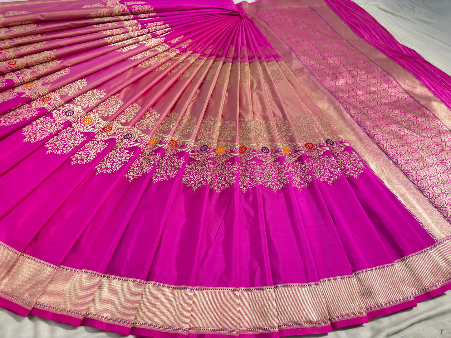 Rani Pink Pure Handwoven Banarasi katan Silk Saree