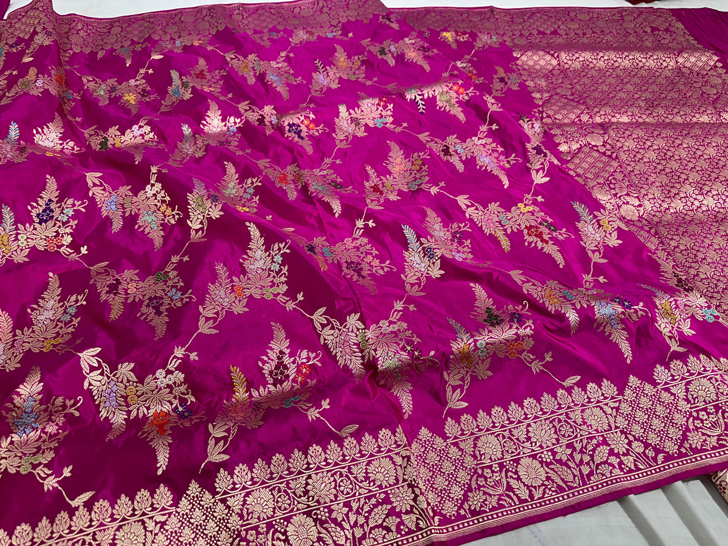 Magenta Pink Pure Handwoven Banarasi Jaal Katan Silk Saree