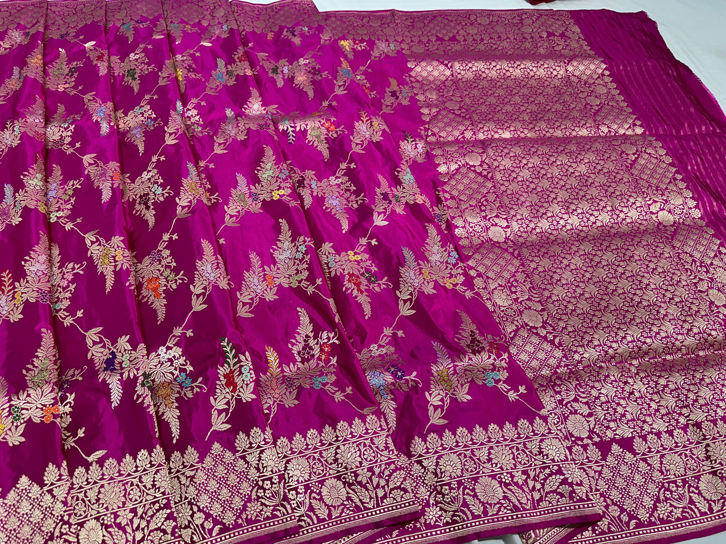 Magenta Pink Pure Handwoven Banarasi Jaal Katan Silk Saree