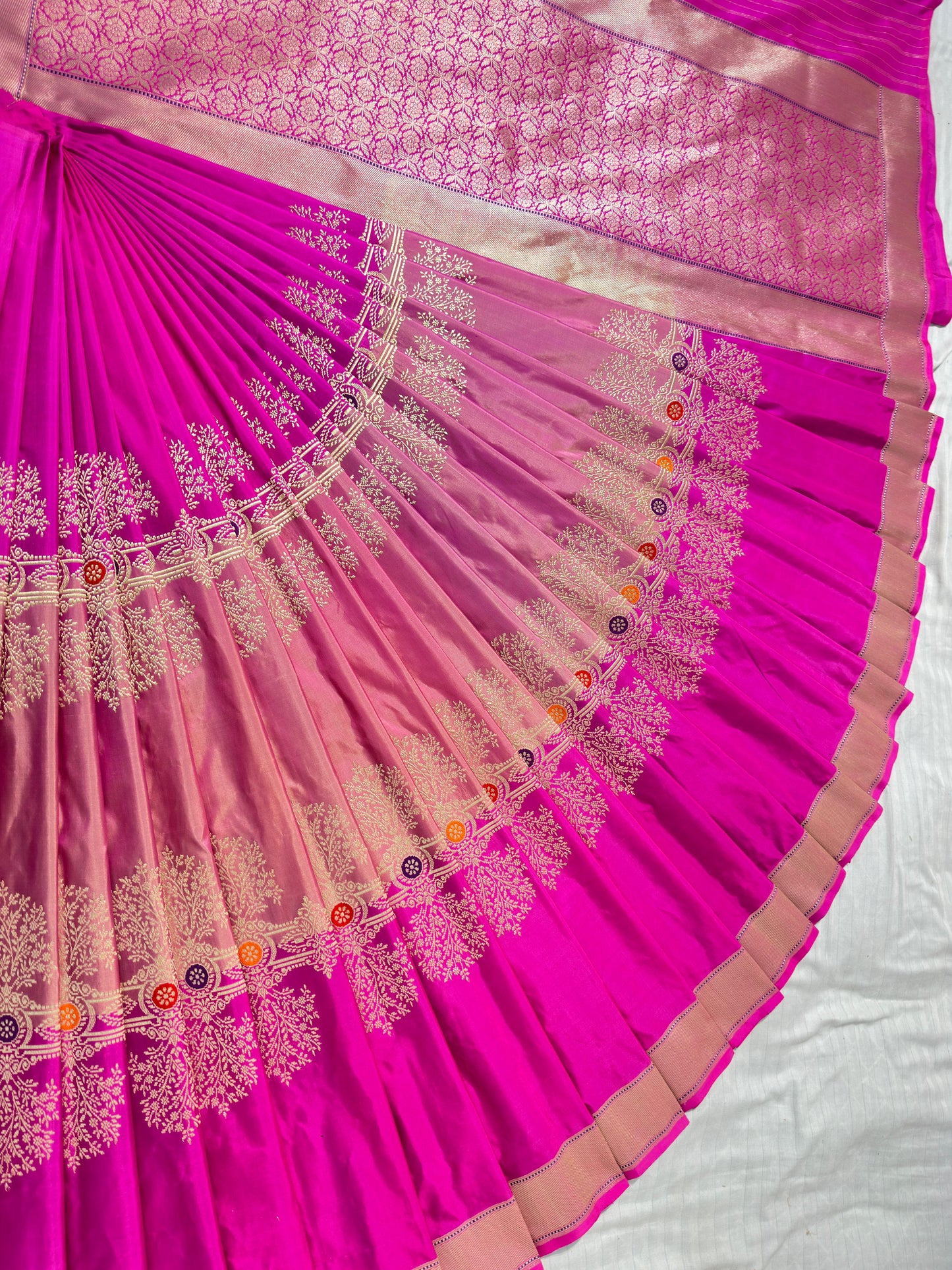 Rani Pink Pure Handwoven Banarasi katan Silk Saree