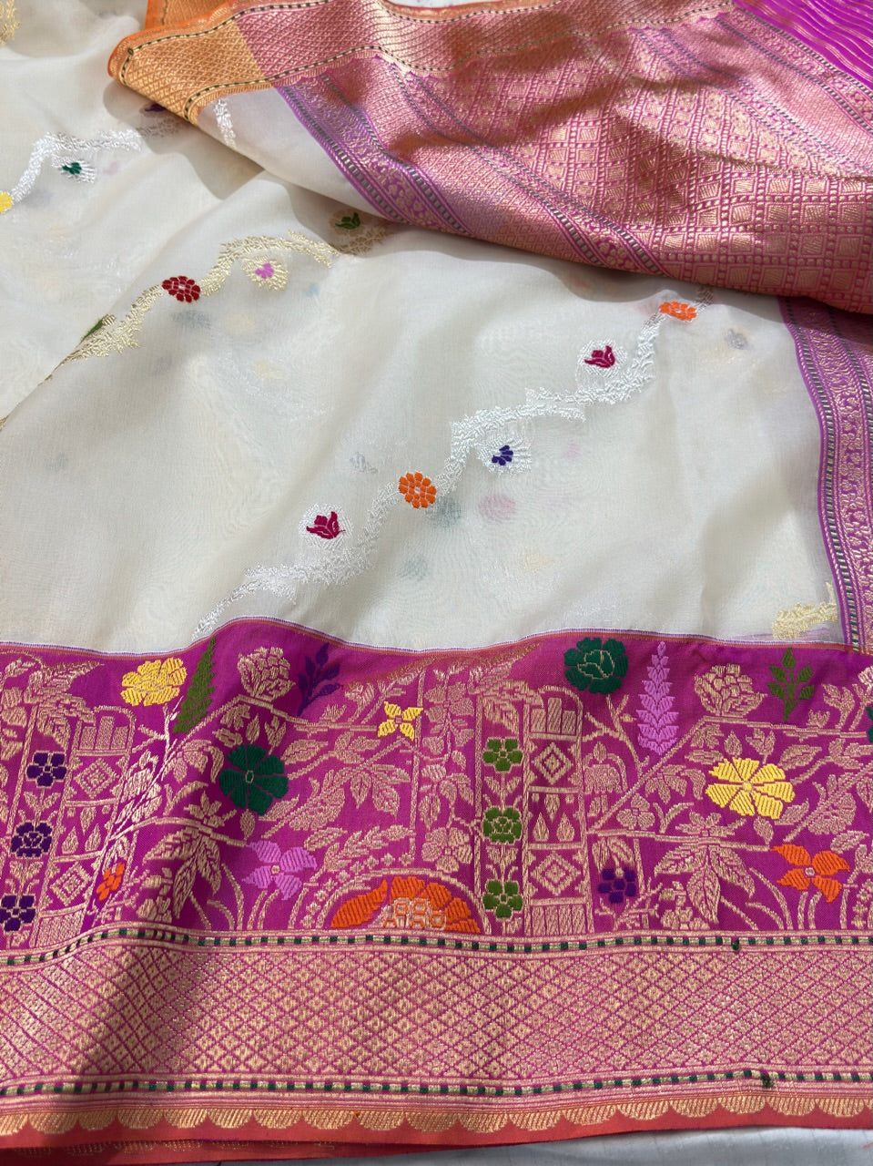 Ivory Kora Organza Ektara Handwoven Banarasi Pure Silk Saree