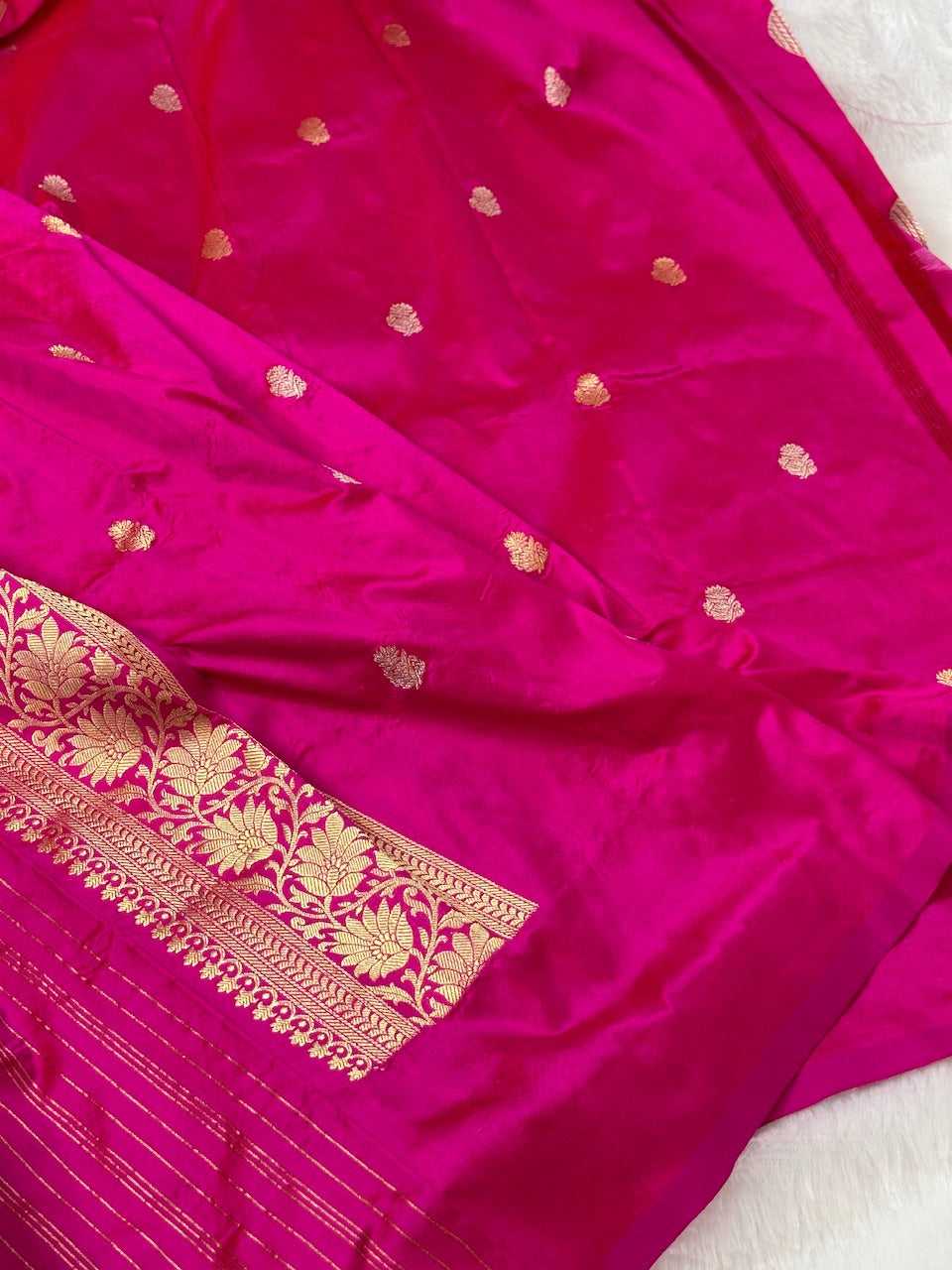 Rani Pink Handwoven Banarasi Pure katan Silk Saree