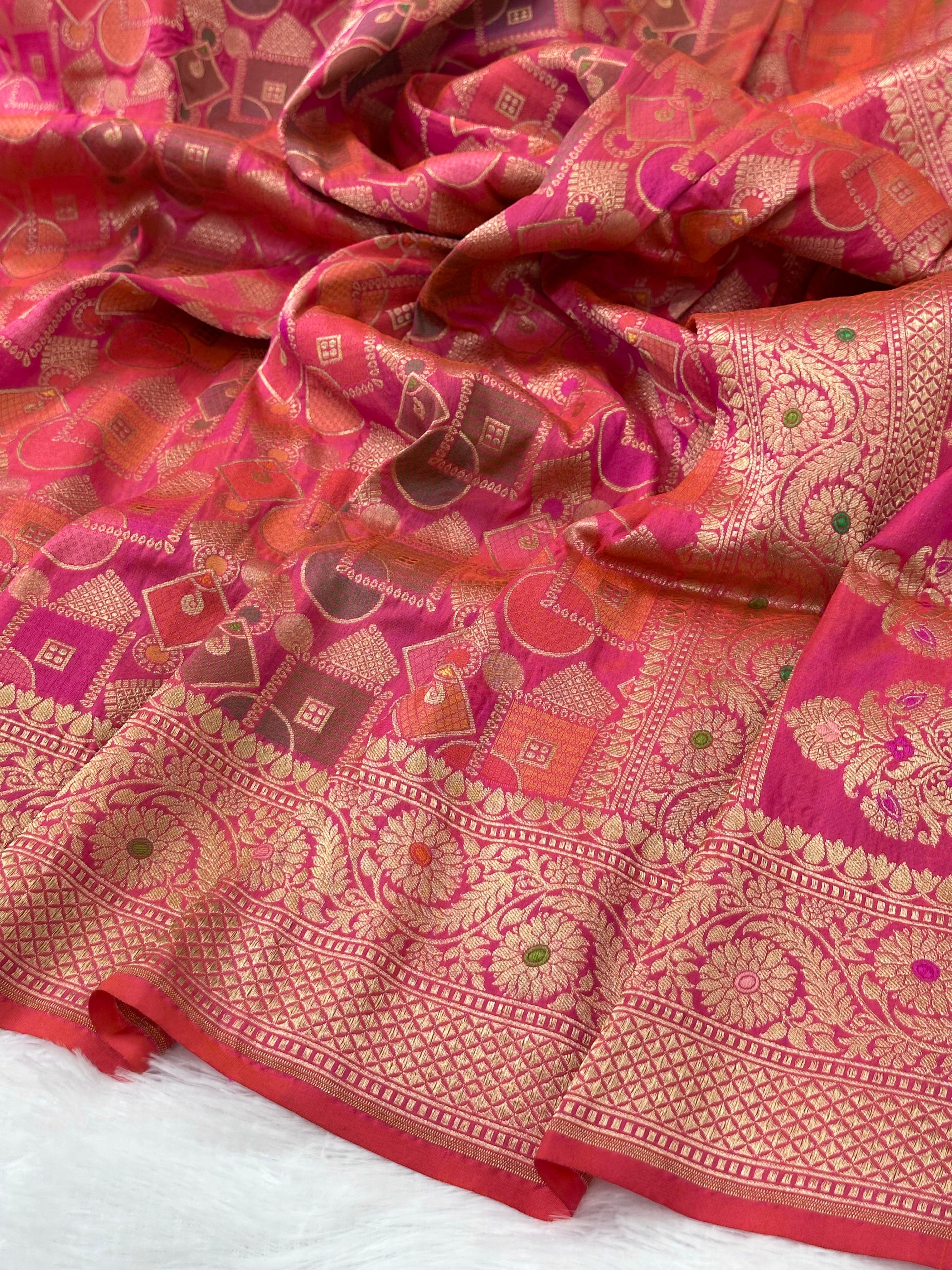 Rani Pink Rangkaat Pure Katan Silk Banarasi Saree