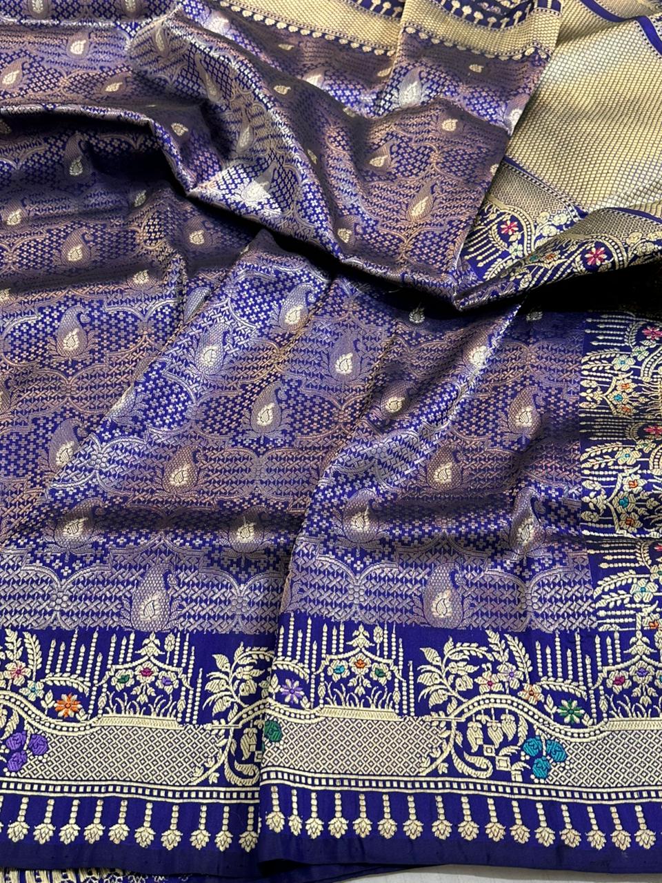 Royal Blue Pure Katan Silk Handwoven Banarasi Saree