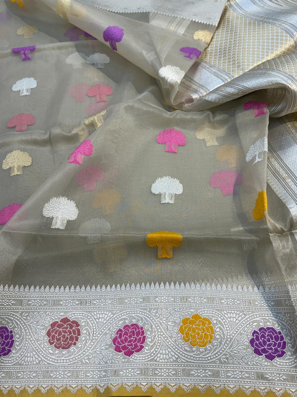 Spanish Grey Pure Organza Silk Handwoven Banarasi Saree