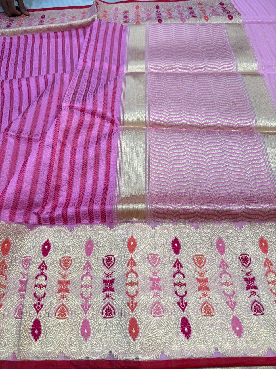 Pink Shade Pure Organza Silk Handwoven Banarasi Saree