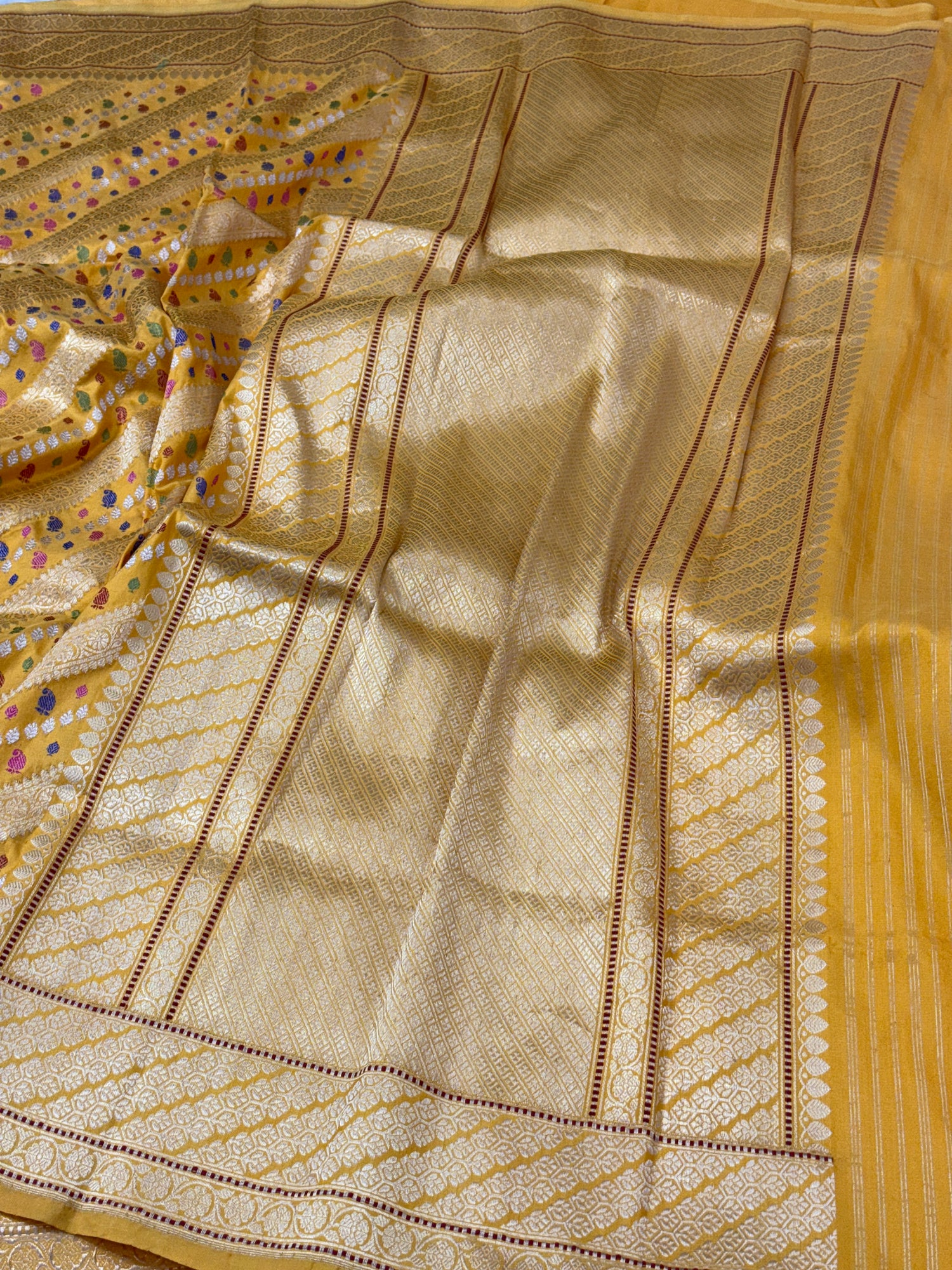 Yellow Pure Handwoven Banarasi Pure katan Silk Kadhwa Jungla Saree