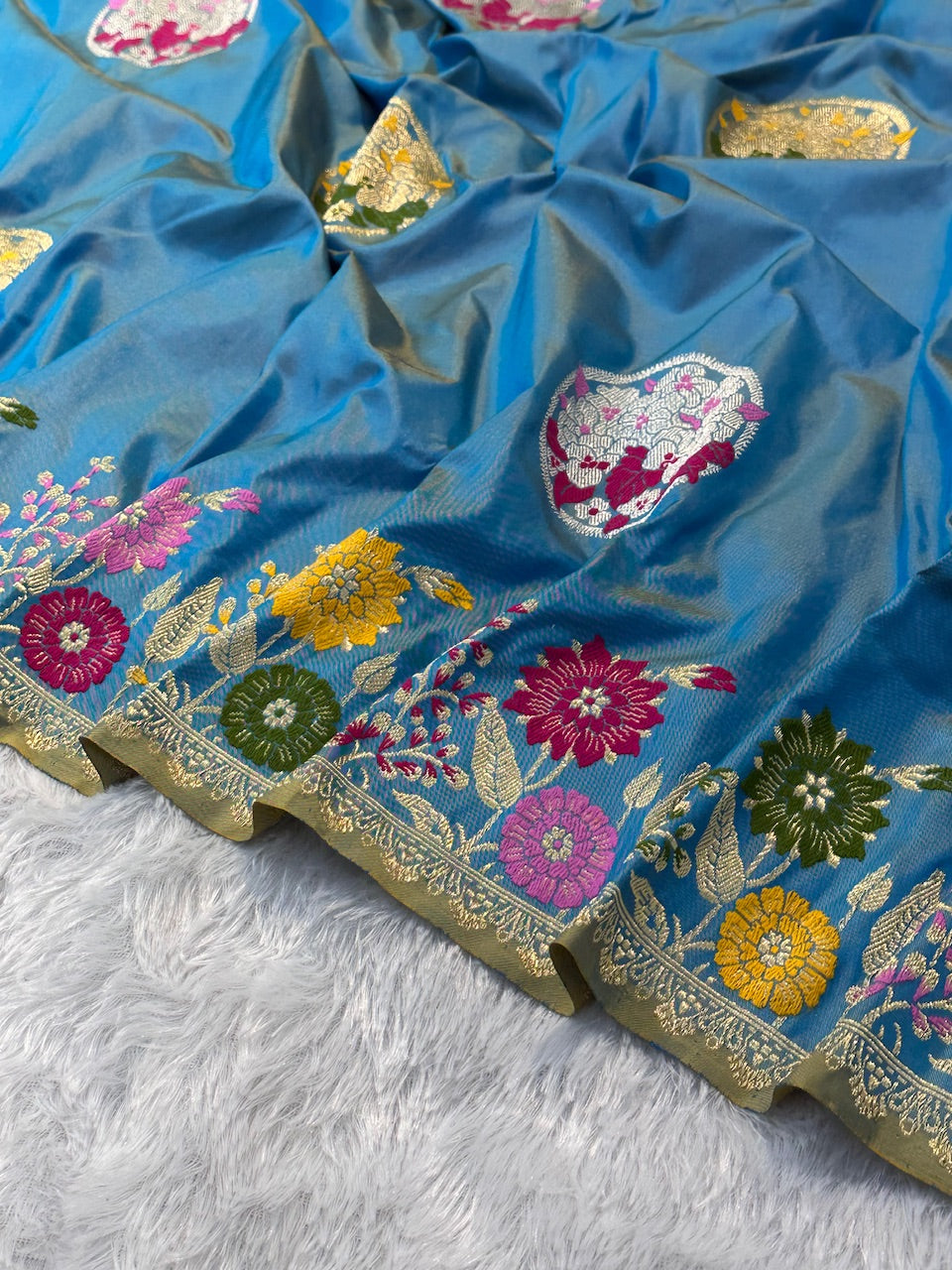 Cornflower Blue Pure Ektara Silk Handwoven Banarasi Saree
