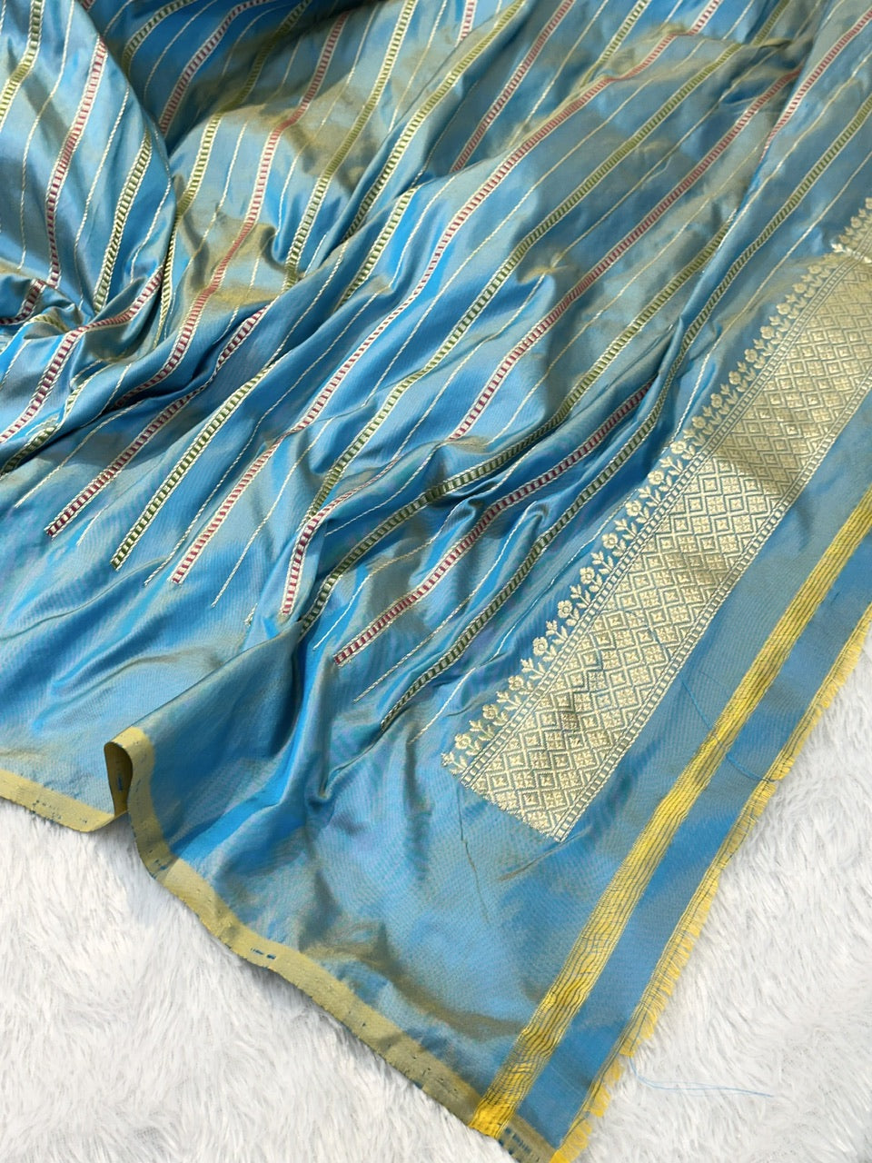 Cornflower Blue Pure Ektara Silk Handwoven Banarasi Saree