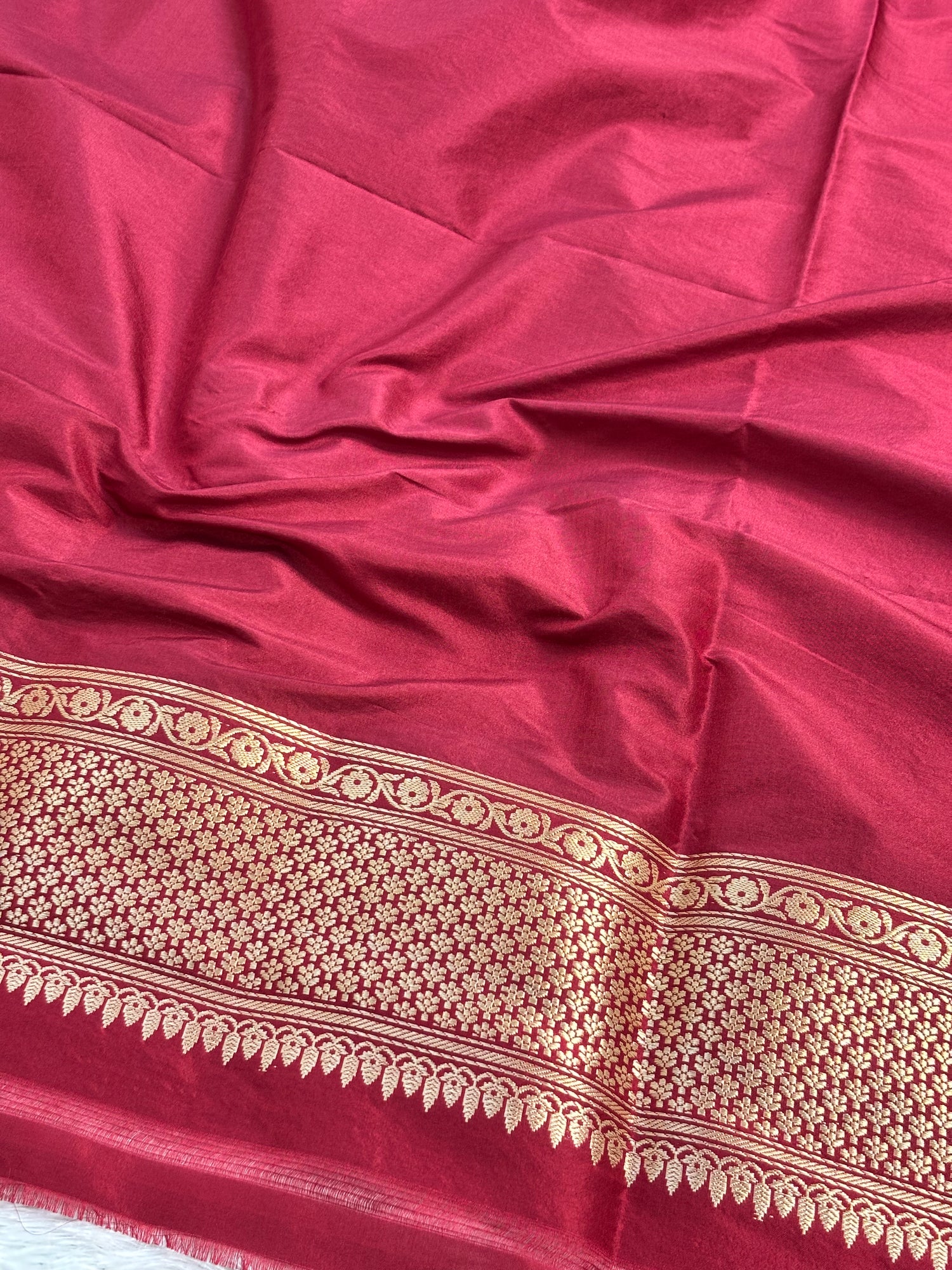 Brown Shade Pure Katan Silk with Traditional Minakari Handwoven Banarasi Saree