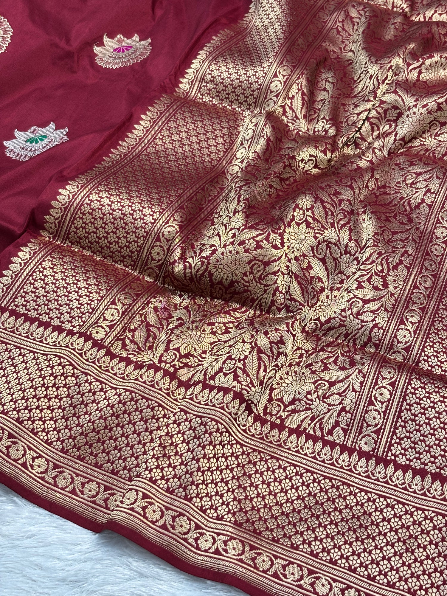 Brown Shade Pure Katan Silk with Traditional Minakari Handwoven Banarasi Saree