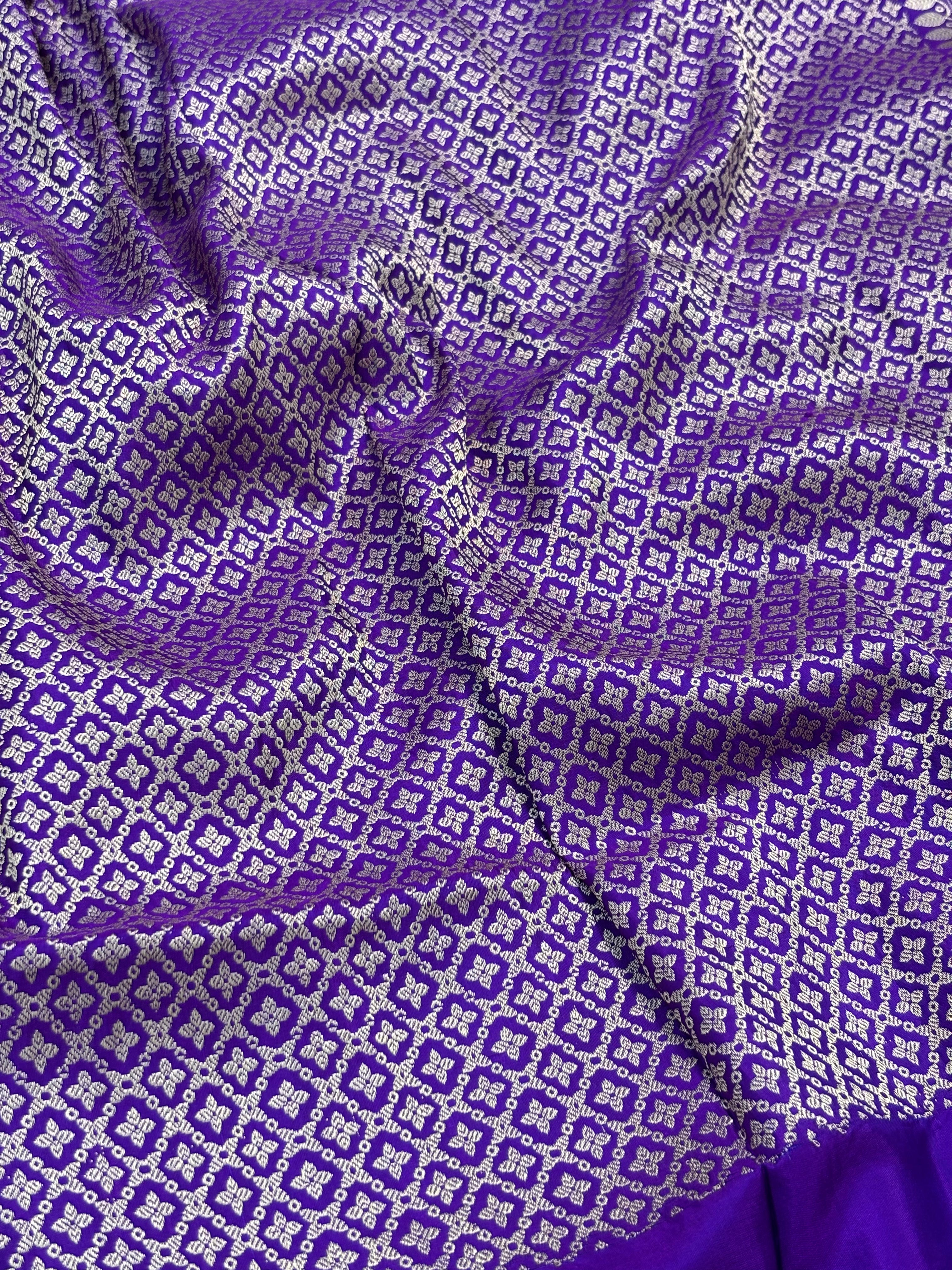 Contemporary Pure Katan Silk Handwoven Bnarasi Saree