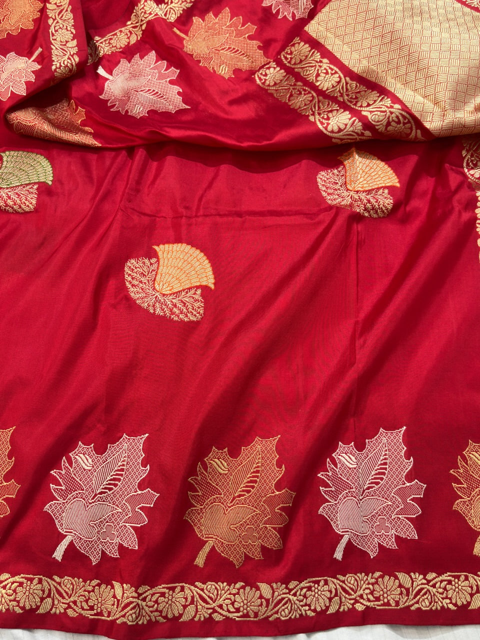 Pure Red Handwoven Banarasi Ektara Pure Silk Saree