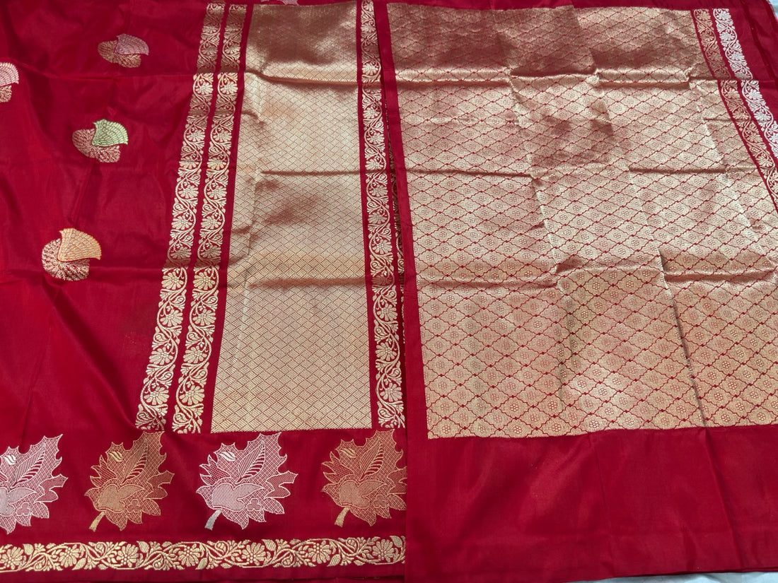 Pure Red Handwoven Banarasi Ektara Pure Silk Saree
