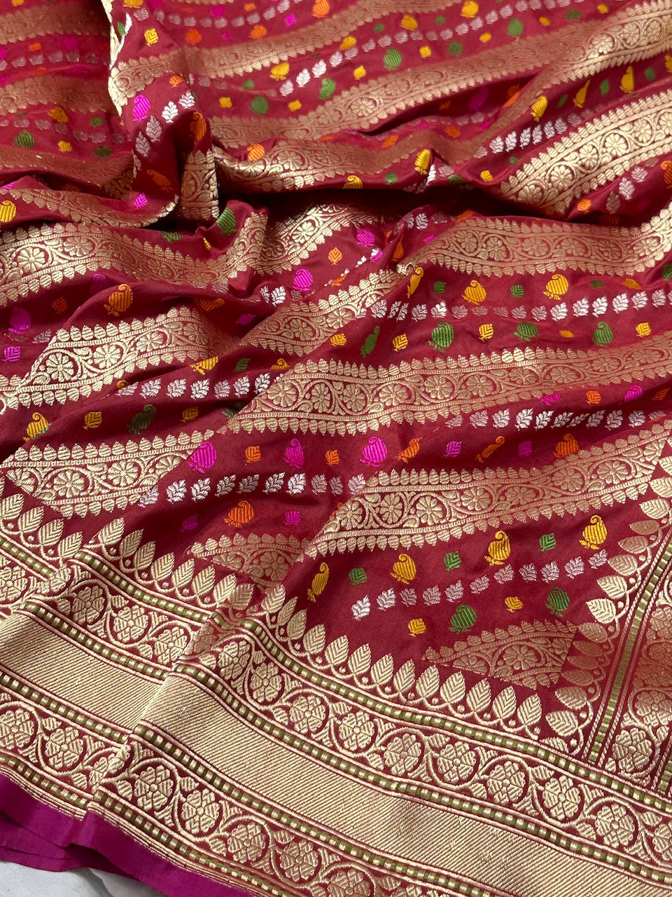 Burgundy Handwoven Banarasi Pure katan Silk Kadhwa Jungla Saree