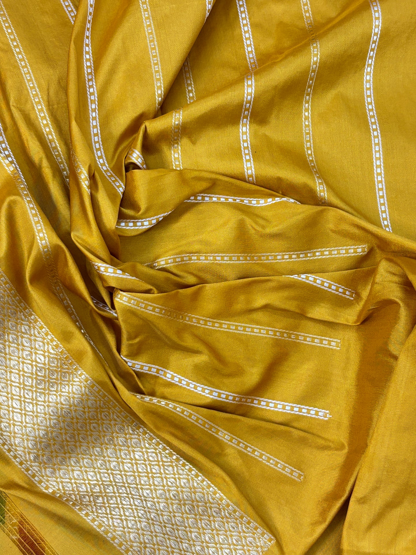 Musterd Pure Handwoven katan Silk Banarasi Saree