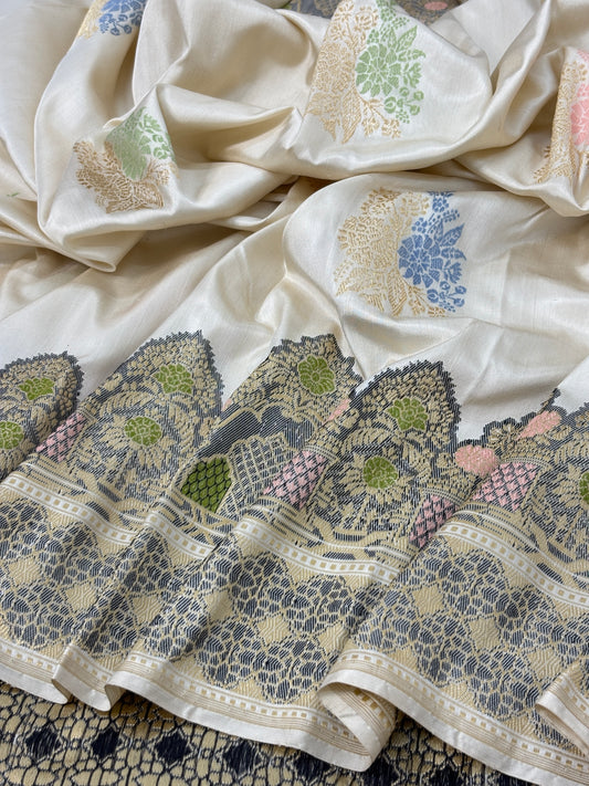 Off-White Handwoven Pure Ektara katan Silk Banarasi Saree