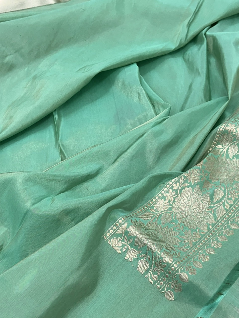 Mint Green Pure Handwoven Tissue Silk Banarasi Saree