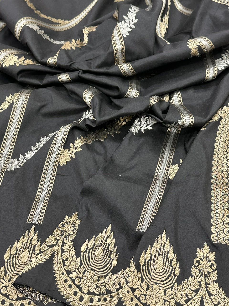 Z Black Pure Handwoven Katan Silk Banarasi Saree