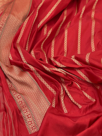Off-White Kora Organza Ektara Handwoven Banarasi Pure Silk Saree