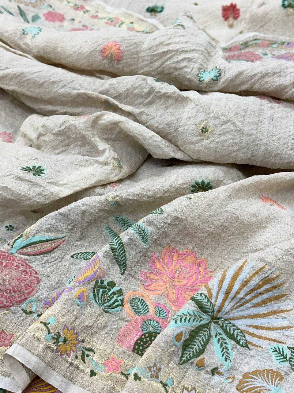 Pure Tussar Georgette Handwoven Banarasi Saree