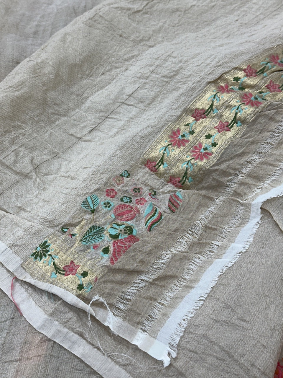 Pure Tussar Georgette Handwoven Banarasi Saree