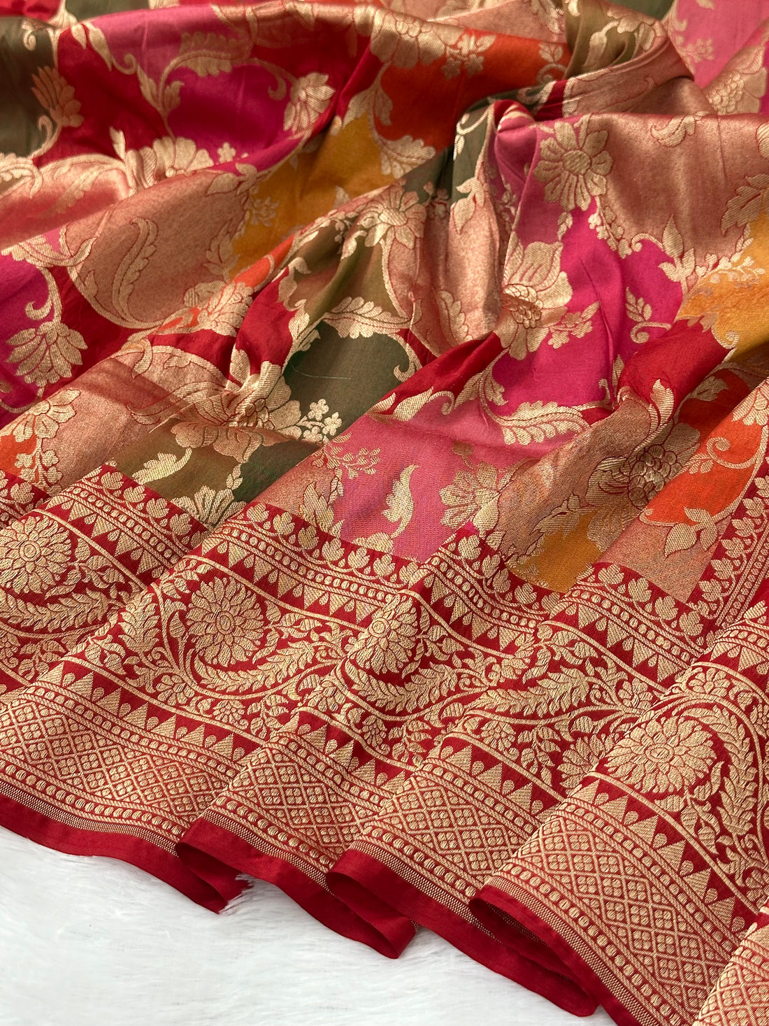 Red Rangkaat Pure Katan Silk Banarasi Saree
