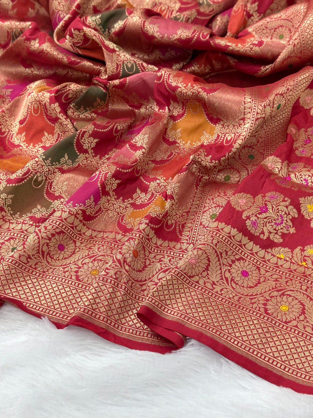 Red Rangkaat Pure Katan Silk Banarasi Saree