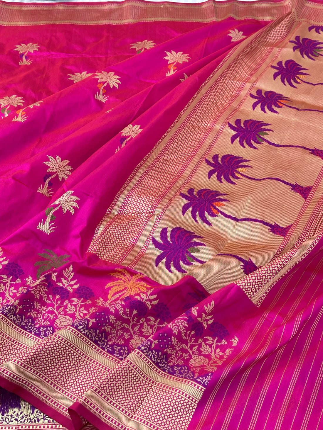 Rani Pink Handwoven Pure Ektara katan Silk Banarasi Saree