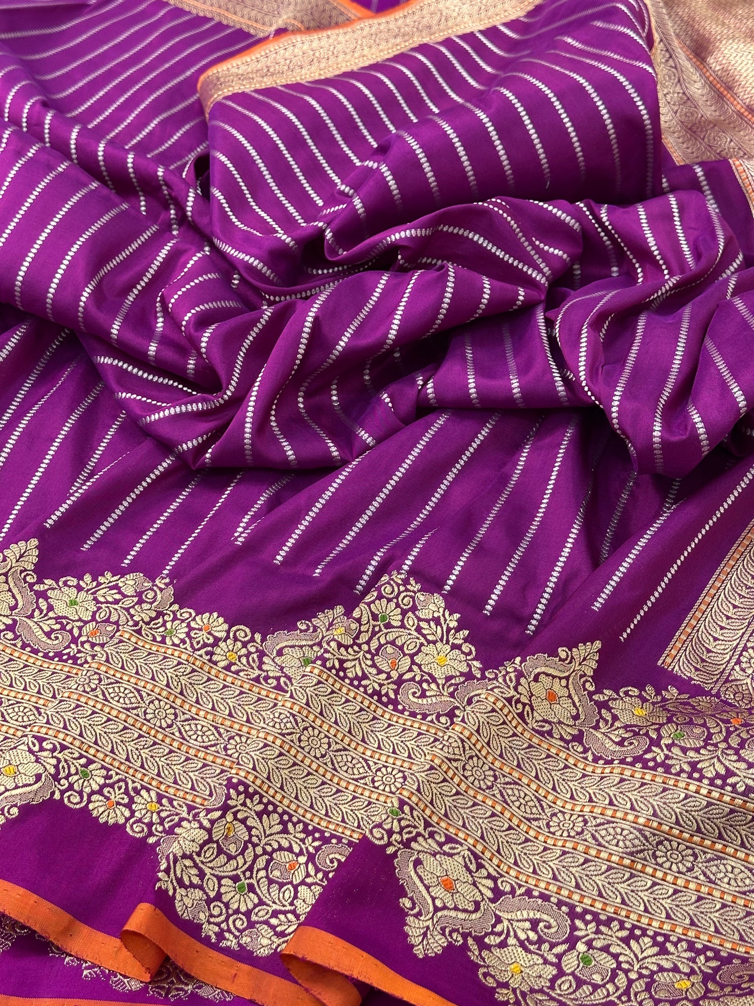 Magenta Handwoven Pure katan Silk Banarasi Saree