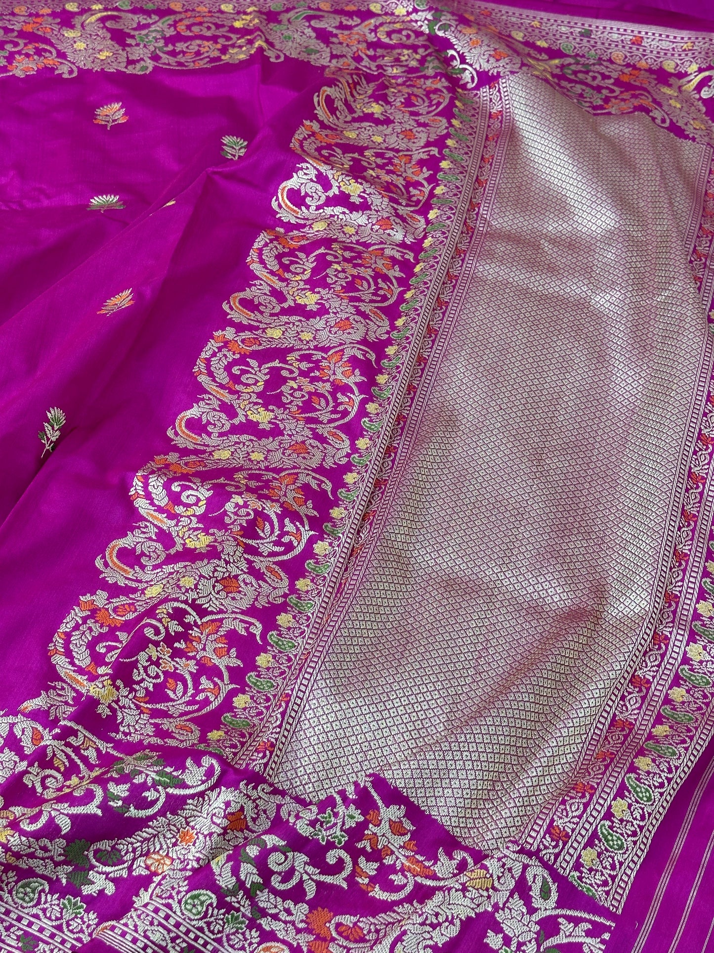 Rani Pure Handwoven Banarasi katan Silk Saree