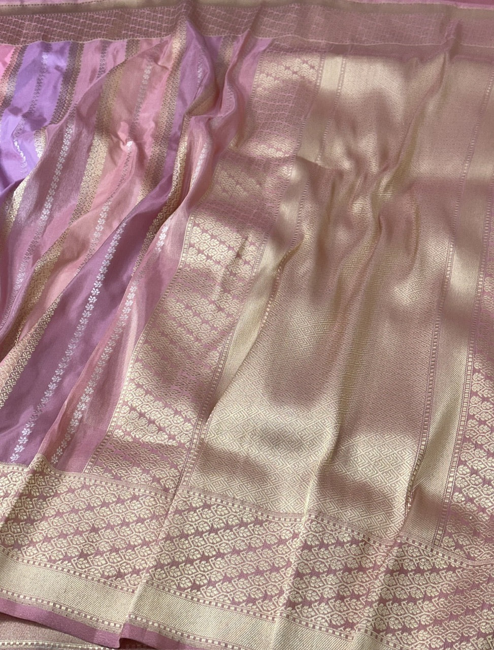 Handwoven Banarasi Pure Tissue Rangkaat Silk Saree