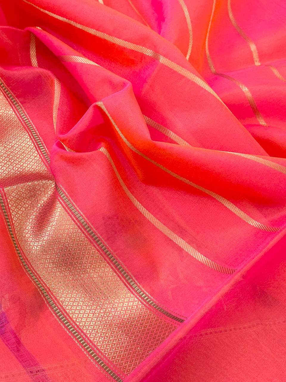 Shocking Pink Pure Organza Handwoven Banarasi Saree