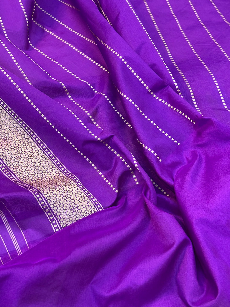 Peach Shade Handwoven Pure Tissue Silk Banarasi Saree