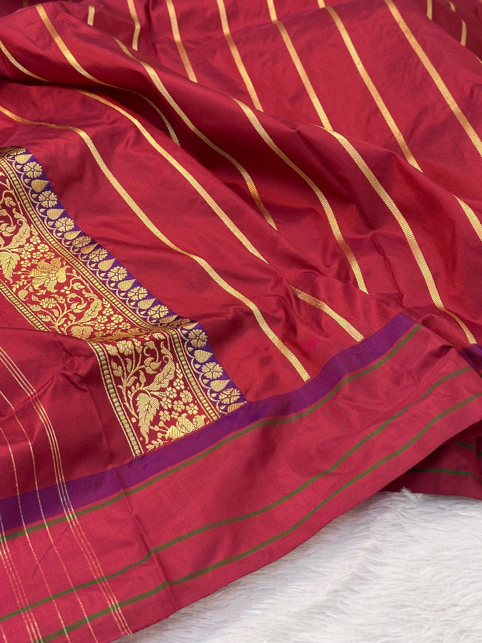 Gold color Handwoven Pure Organza Tissue Silk Banarasi Saree