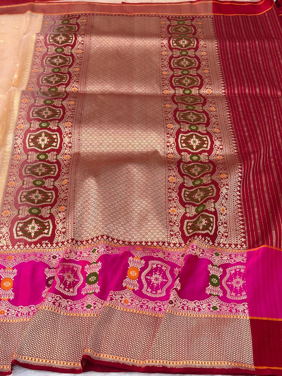 Gold Shade Pure Tissue Silk Handwoven Banarasi Saree
