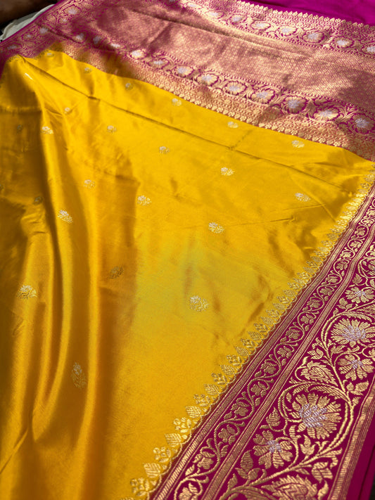 Kadiyal Minakari Border Banarasi Saree