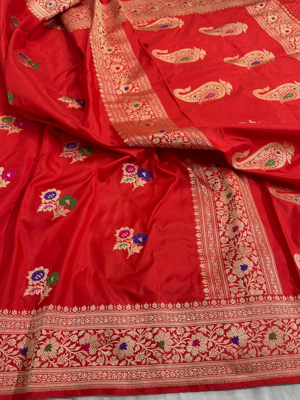 Cherry Red Pure Katan Silk Handwoven Banarasi Saree