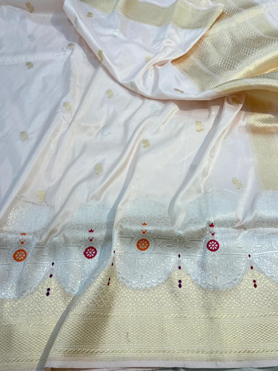 Light Pink Pure Katan Silk Handwoven Banarasi Saree