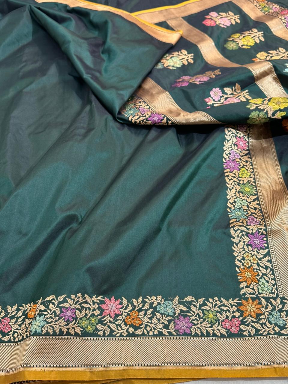 Dark Green Pure Katan Silk Handwoven Banarasi Saree