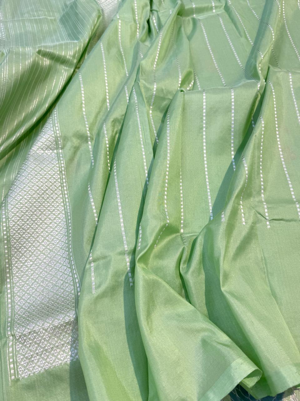 Light Green Shade Pure Katan Silk Handwoven Banarasi Saree