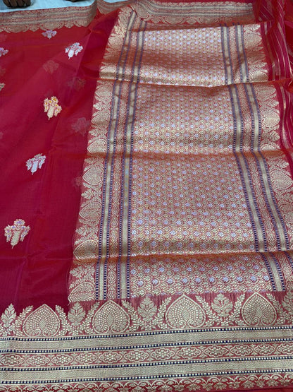 Red Shade Pure Organza Silk Handwoven Banarasi Saree