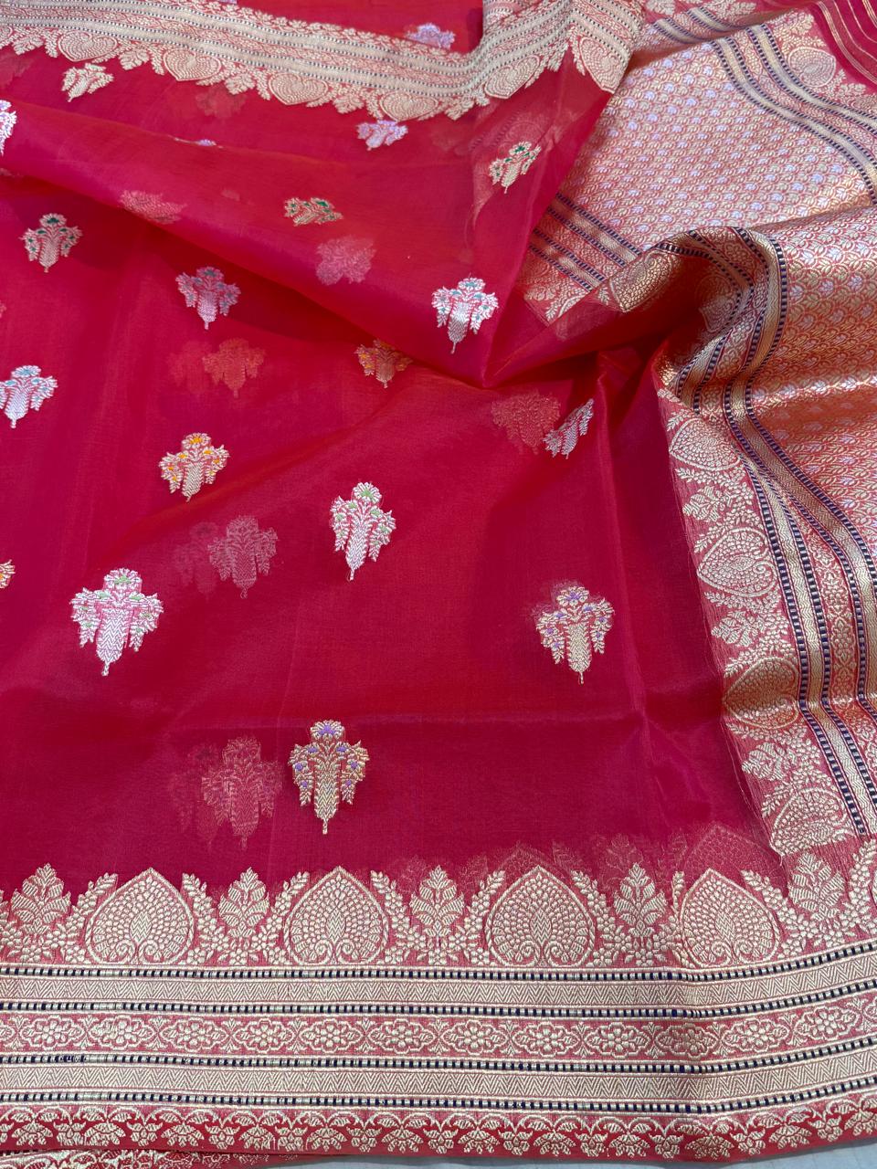Red Shade Pure Organza Silk Handwoven Banarasi Saree