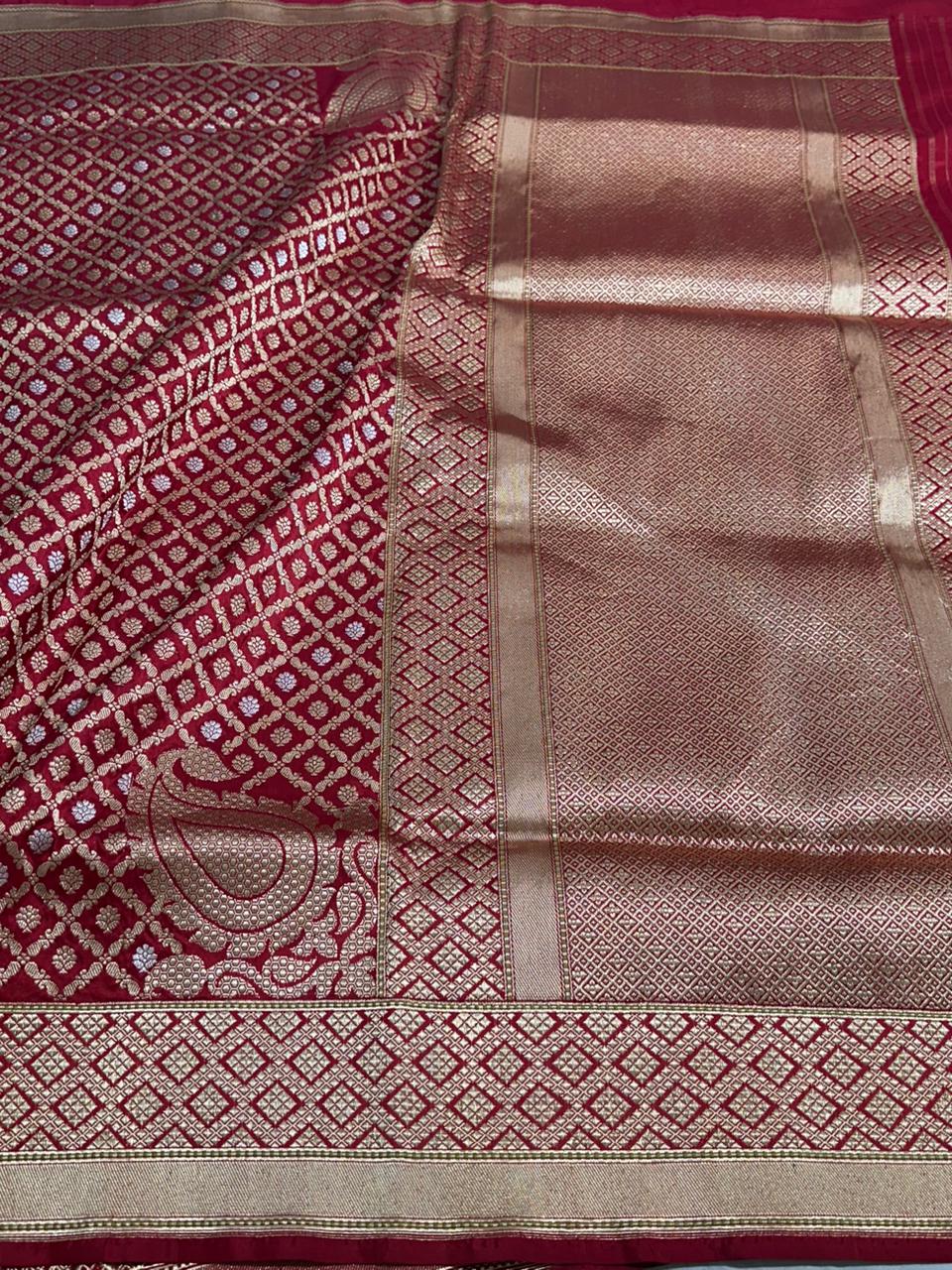 Red Shade Pure Katan Silk Handwoven Banarasi Saree